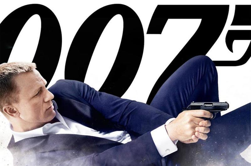 daniel craig as james bond